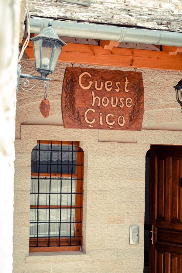 Cico Hostel &Private Room Gjirokastër Exterior foto